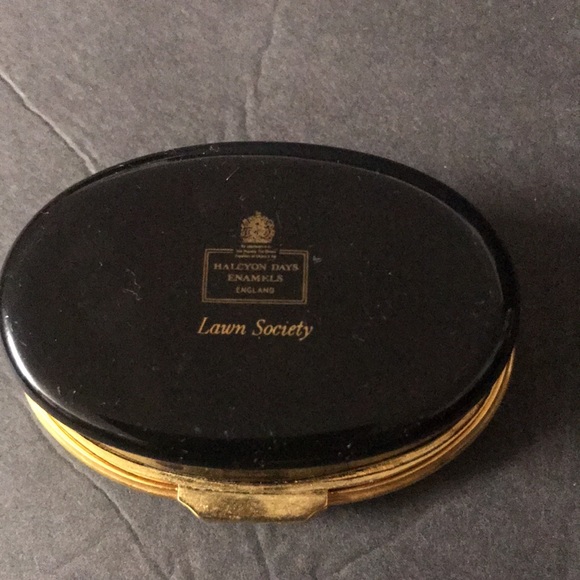 RARE Halcyon Days "UNIV OF VIRGINIA” Trinket Box - Picture 2 of 6